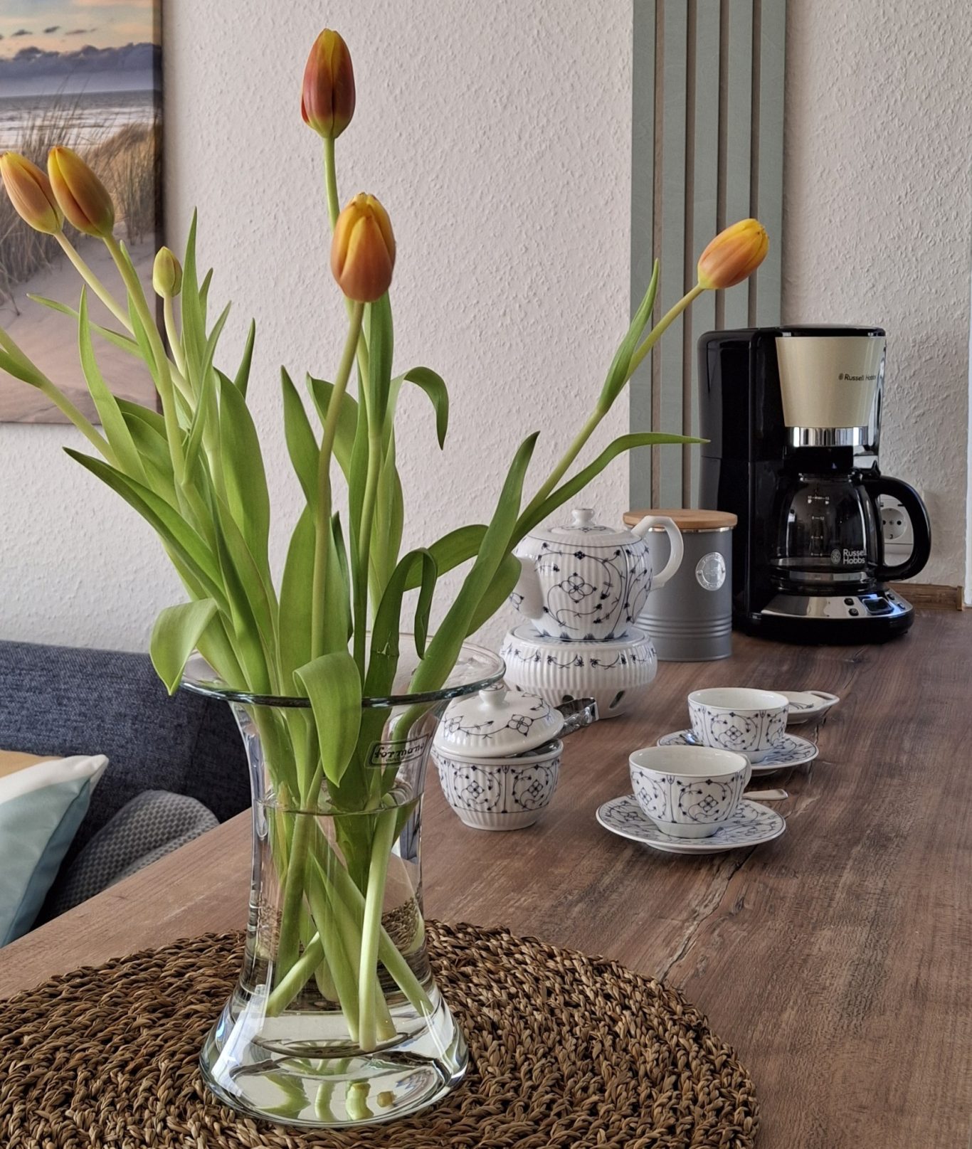 Küchentresen mit Kaffeemaschine